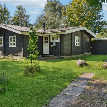 A Cozy Home In Samso With 3 Bedrooms Дом отдыха *